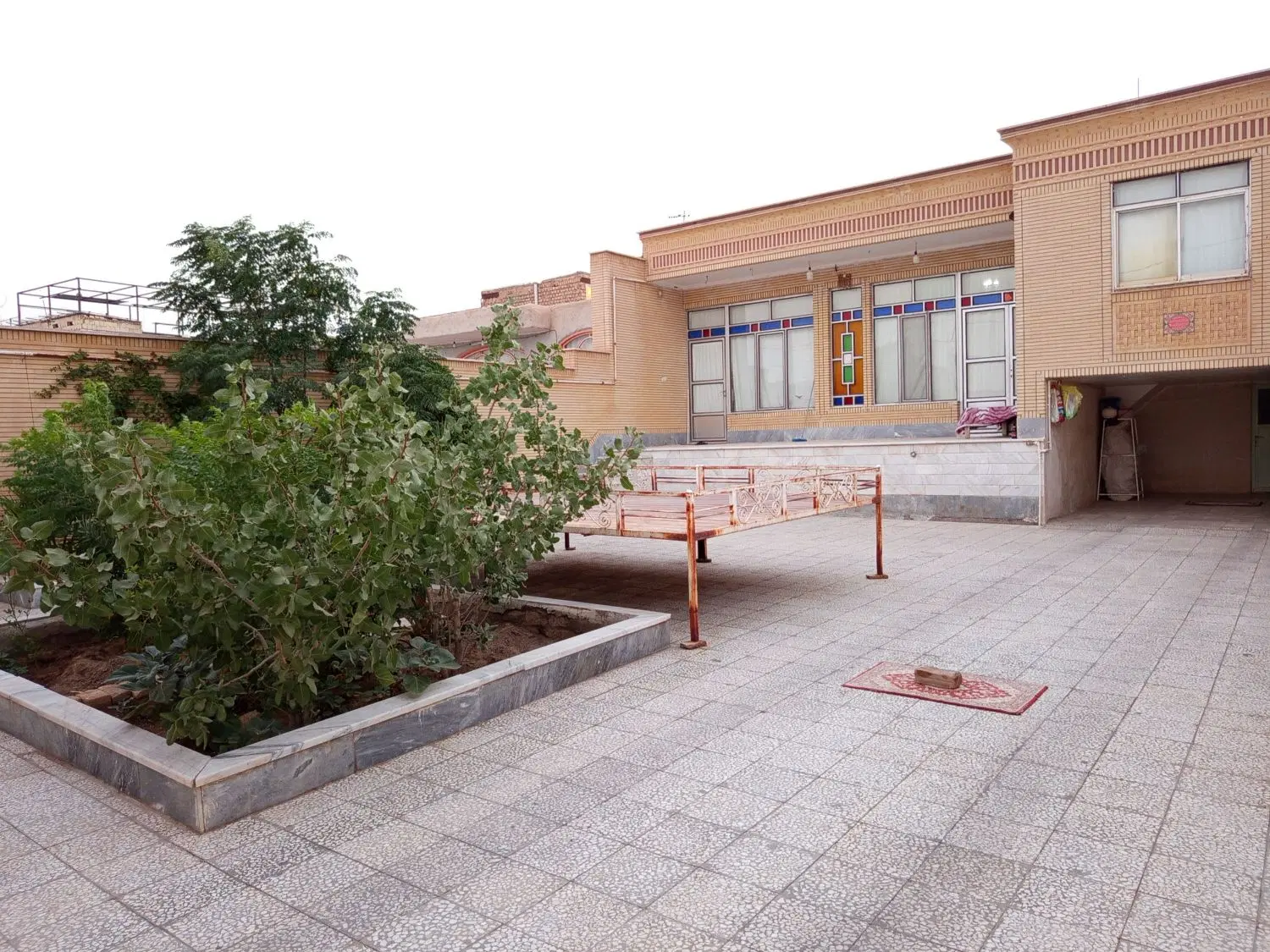 فروش منزل مسکونی سنددار