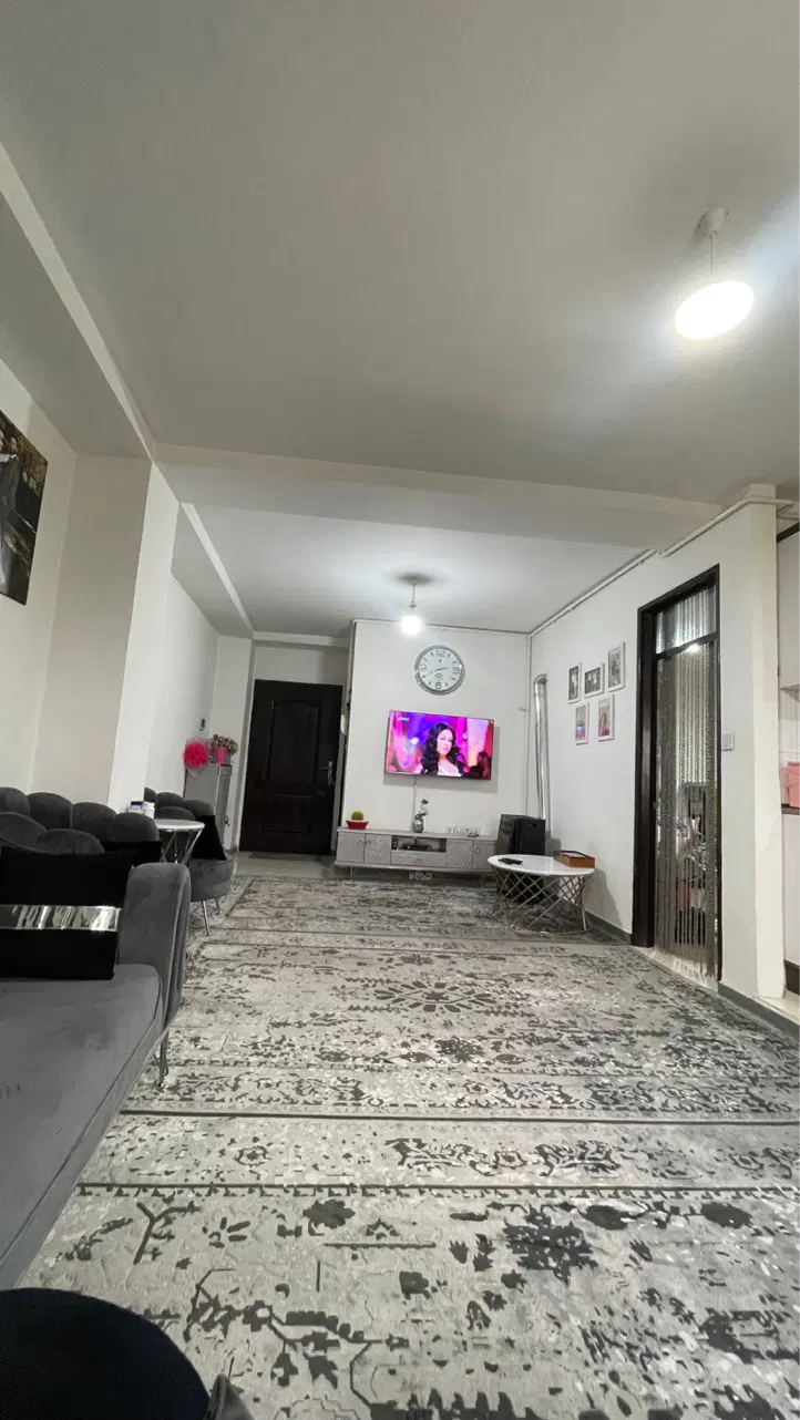 واحد ۶۵ متری کمالشهر تمیز مرتب