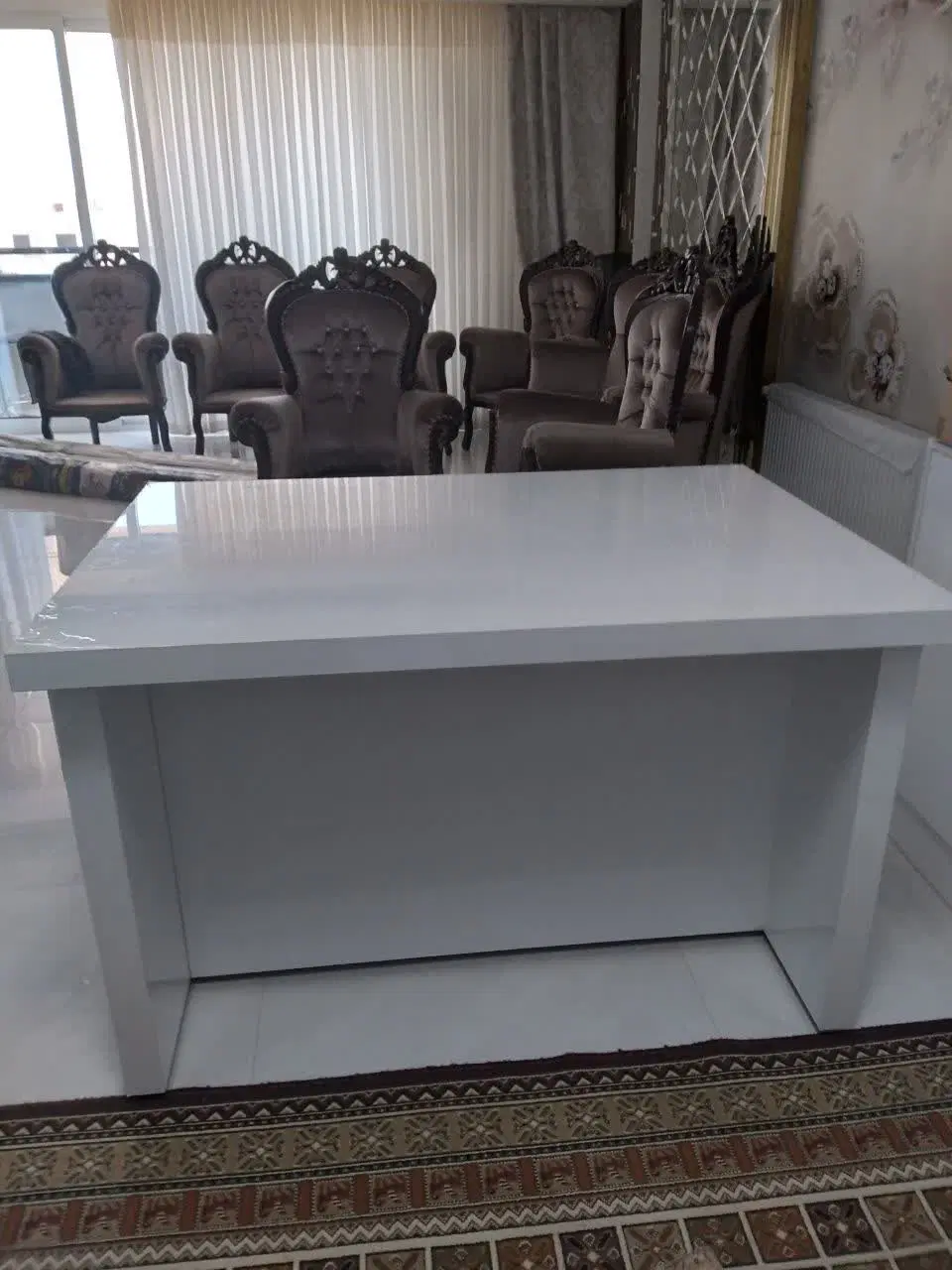 آپارتمان ارغوانیه