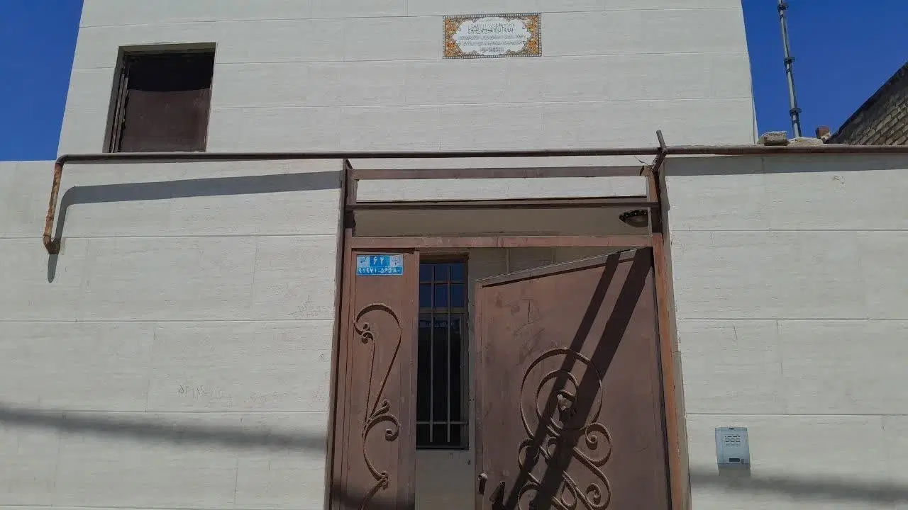 خونه ویلایی ۱۰۰متری به همراه هوایی آماده ساخت