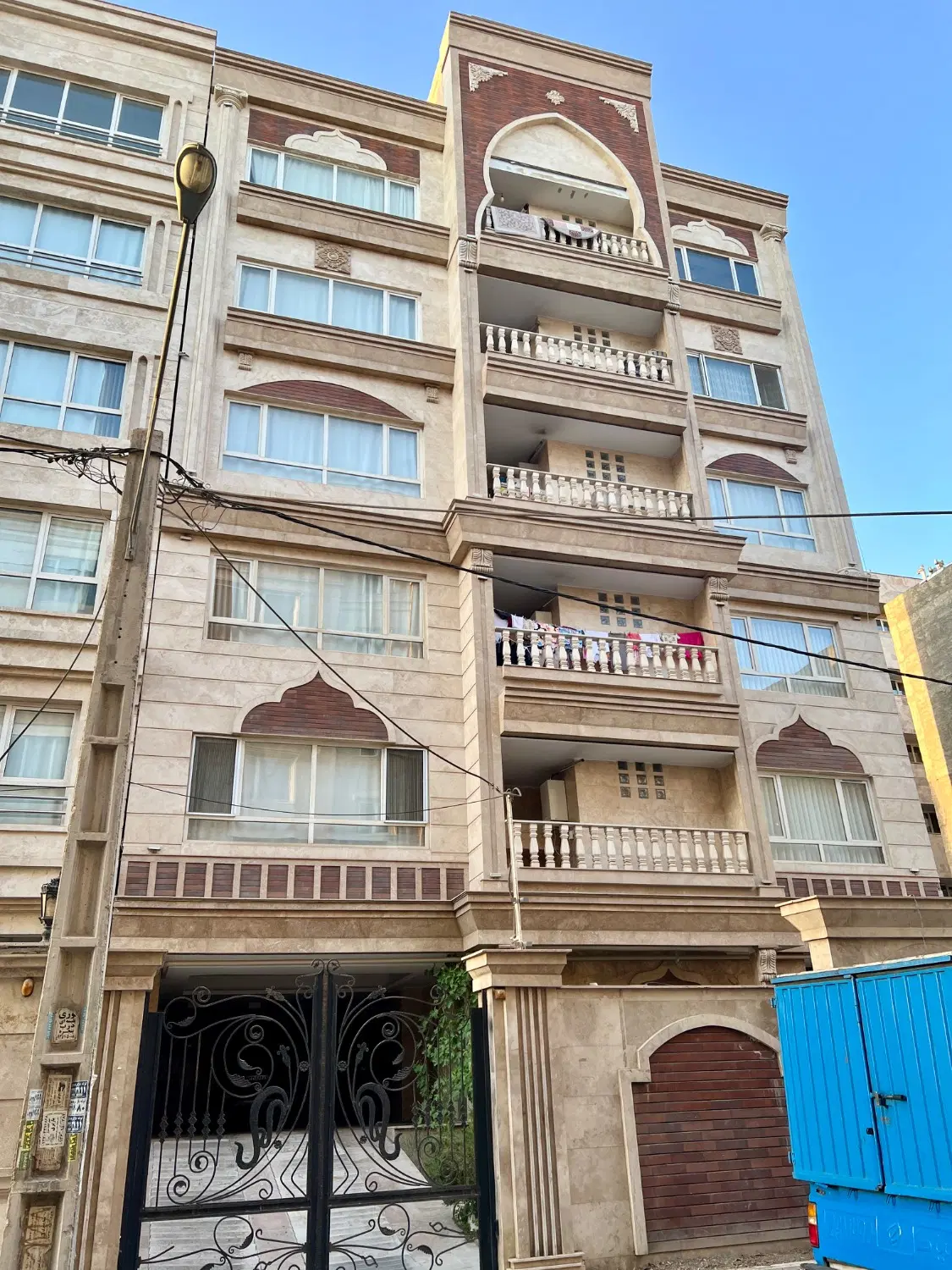 یک واحد آپارتمان شاهد ۵