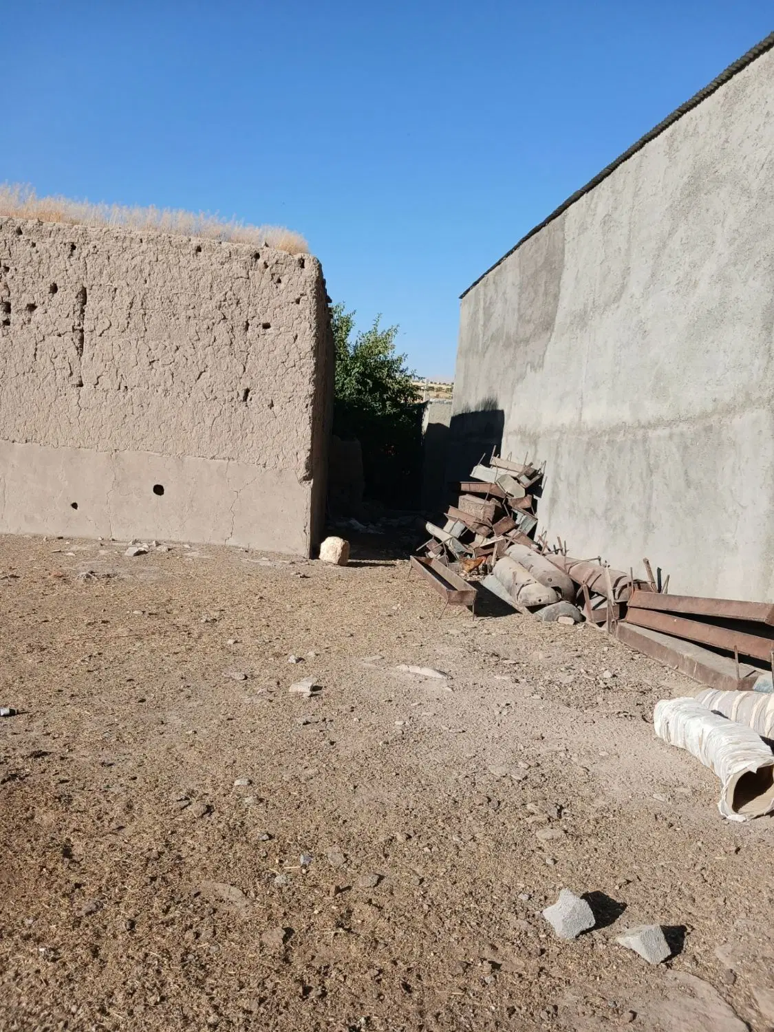 زمین روستای دوستوند دارای طرح مسکونی
