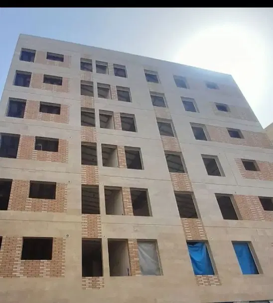 فروش یکدستگاه آپارتمان نوسازدر طبقه سوم.