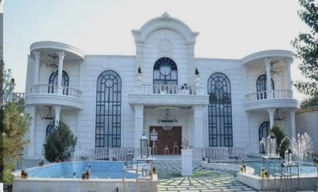 عمارت شاهانه و کمیاب در منطقه عظیمیه کرج