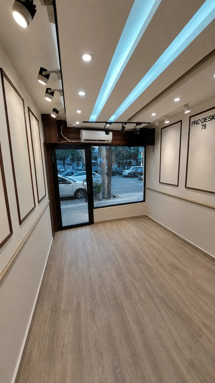 اجاره مغازه بر اصلی گلسار بالکن دار