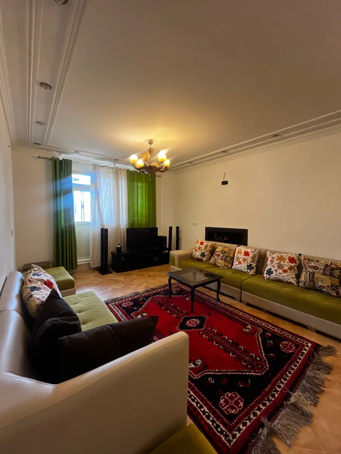 گلدشت حافظ ۱۴۰متر تک واحدی