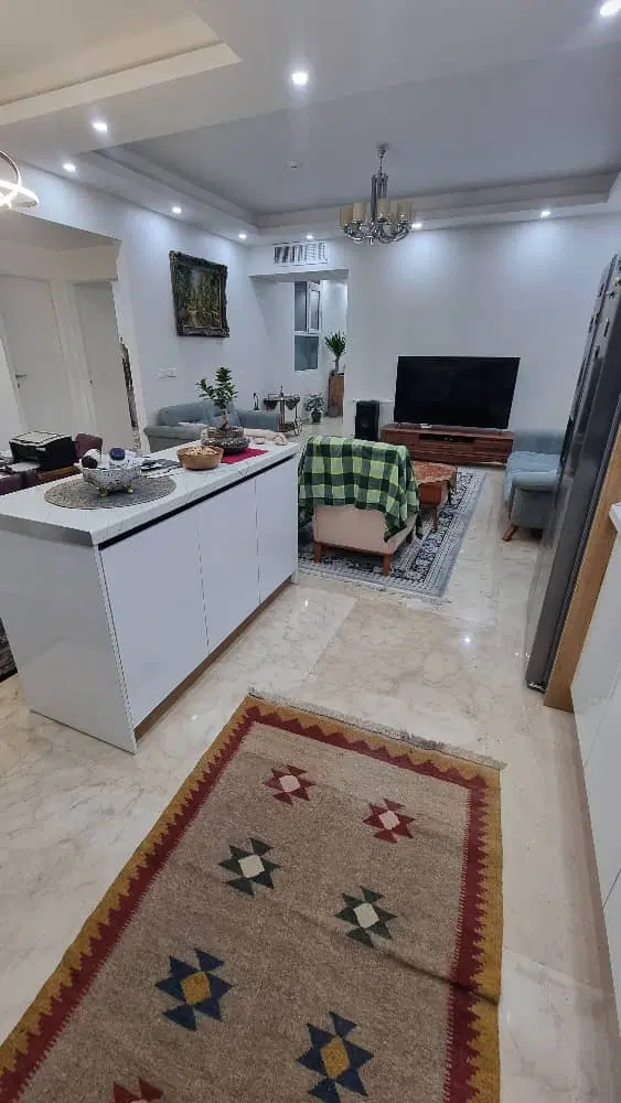 آپارتمان۱۰۰متر۲خواب فول امکانات شهرک هما
