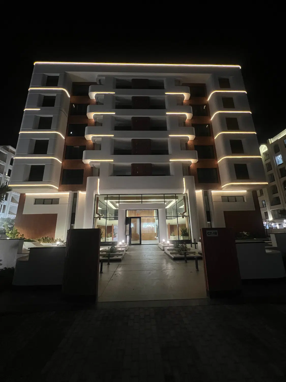 فروش آپارتمان دو خوابه ۱۰۰ متر