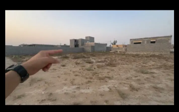 زمین مسکونی ۴۷۰ متری _ گورک سادات