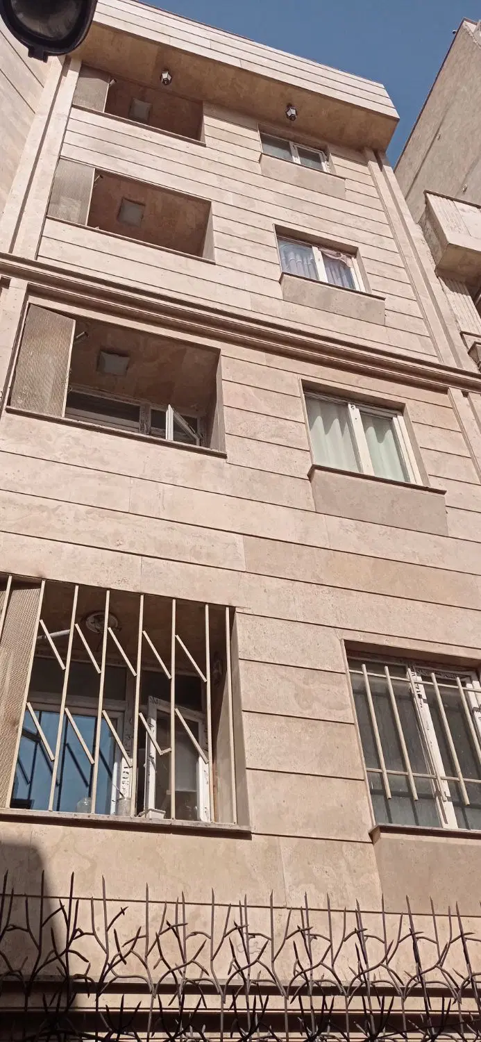 ۴۷ متری خ بشیری