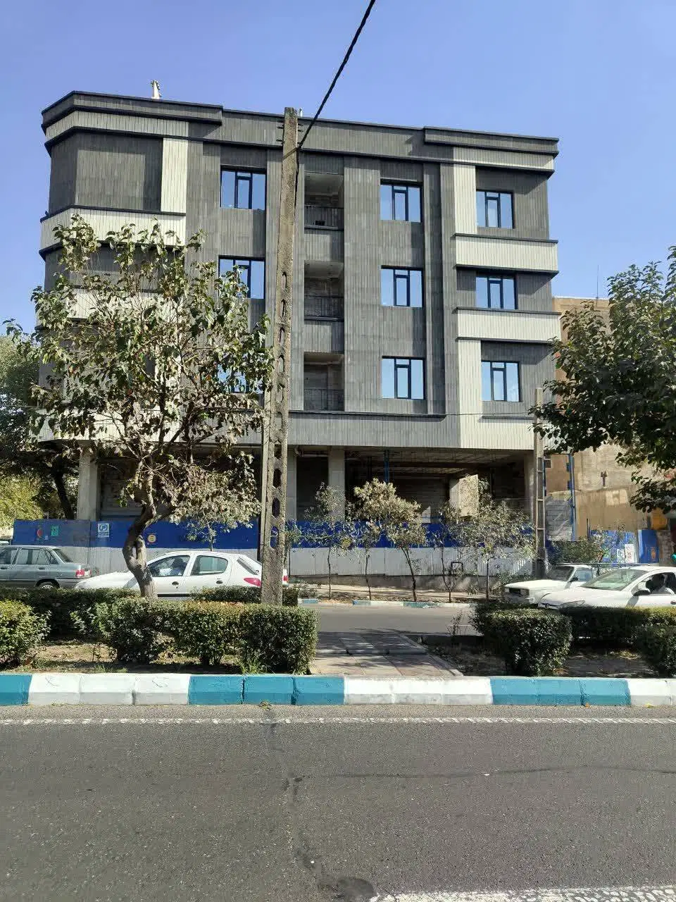 تجاری