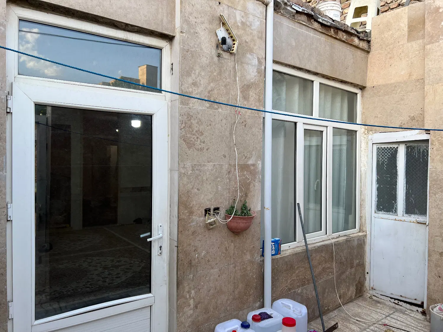 خانه مسکونی در ملک آباد ۷۲متر