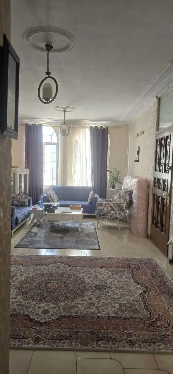 ۶۰ متر. ۱ خواب _تهرانپارس غرب بلوار پروین