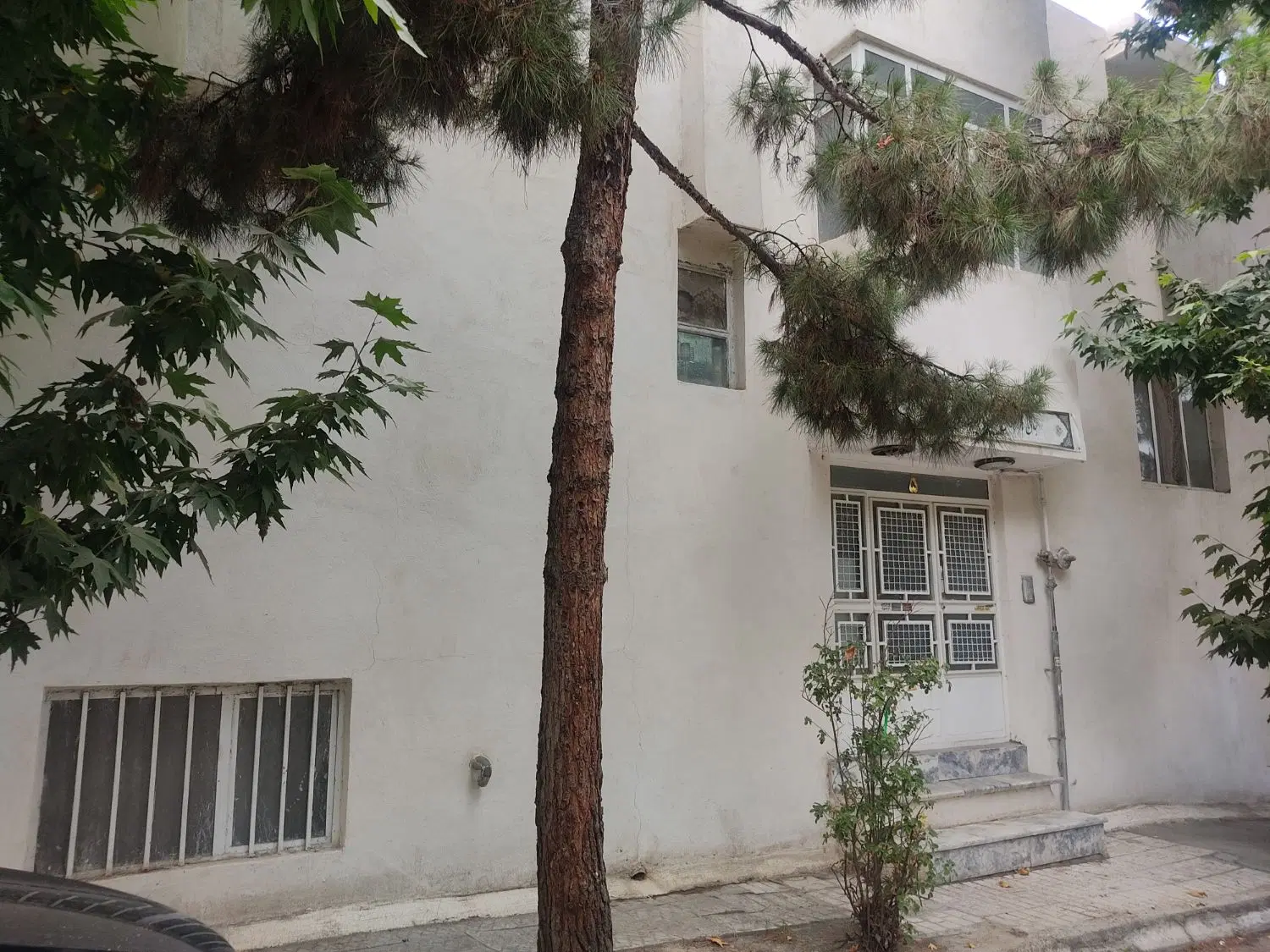 اجاره ویلایی دوطبقه