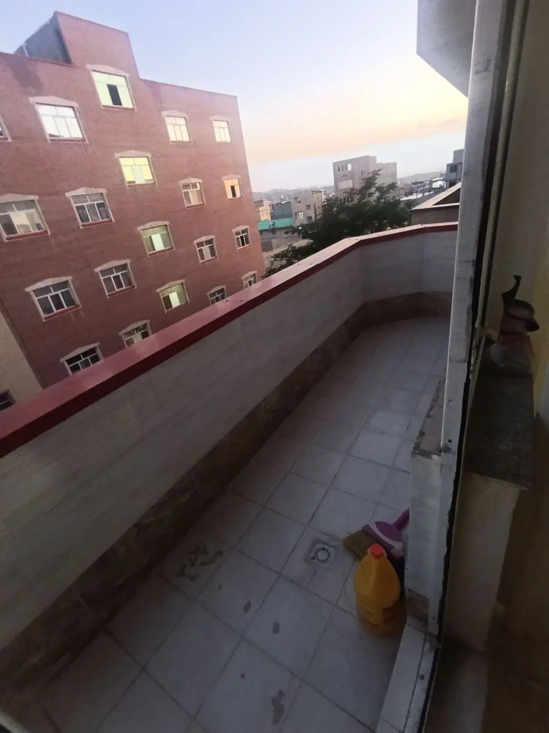 اندیشه ۱۰۰ متر نیکوی چهارم طبقه سوم