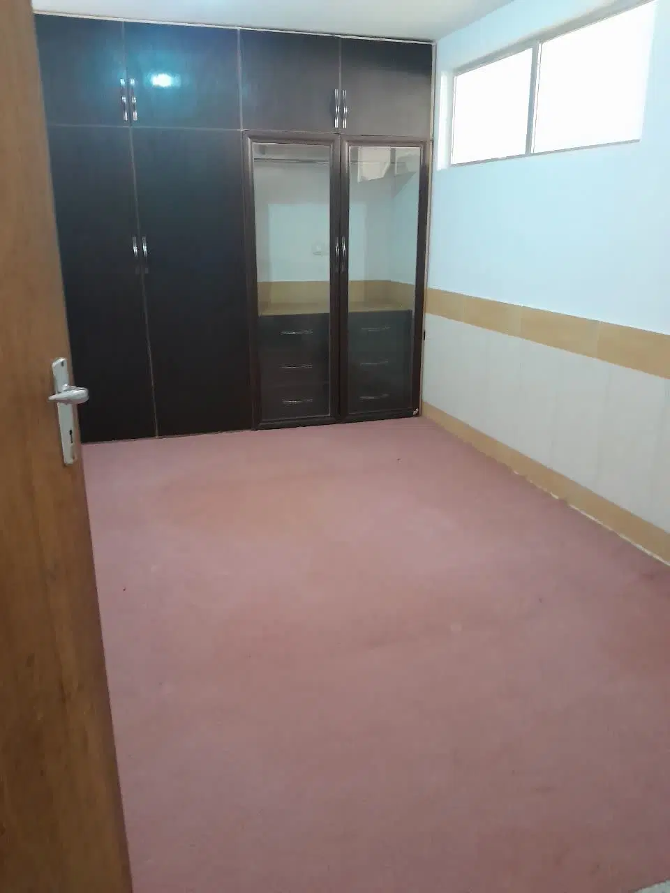 فروش خانه همکف جنوبی حیاط دار