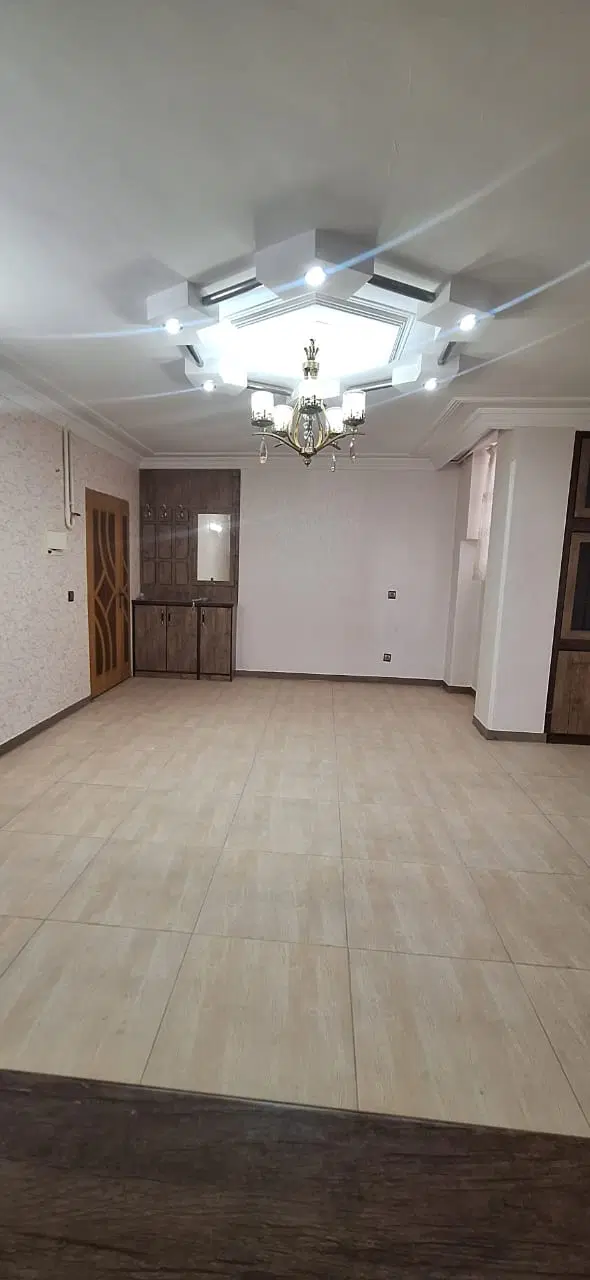 فروش آپارتمان طبقه همکف