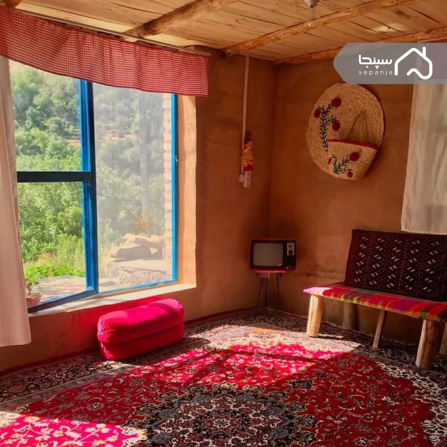 اقامتگاه بومگردی در روستای خانقاه - پاوه