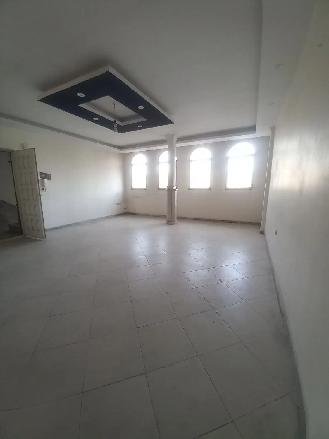 آپارتمان۸۴متری شاخه اصلی خیابان۲۷غربی