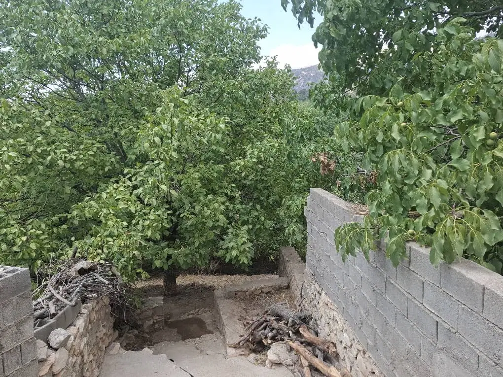 یک قطعه زمین ۵۶۱۰