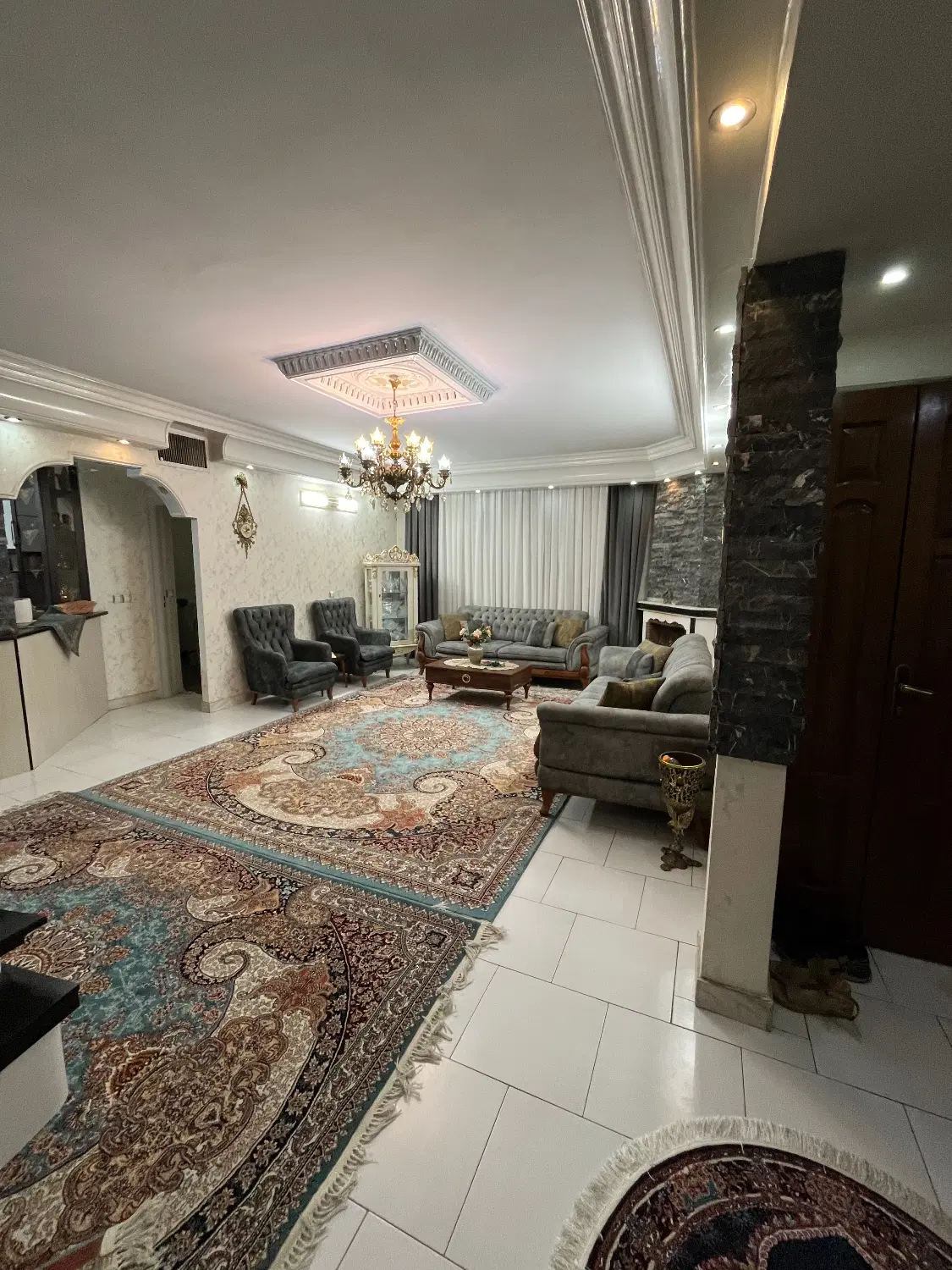 اپارتمان ۸۰متری شهرری کوچه مشیری نزدیک حرم