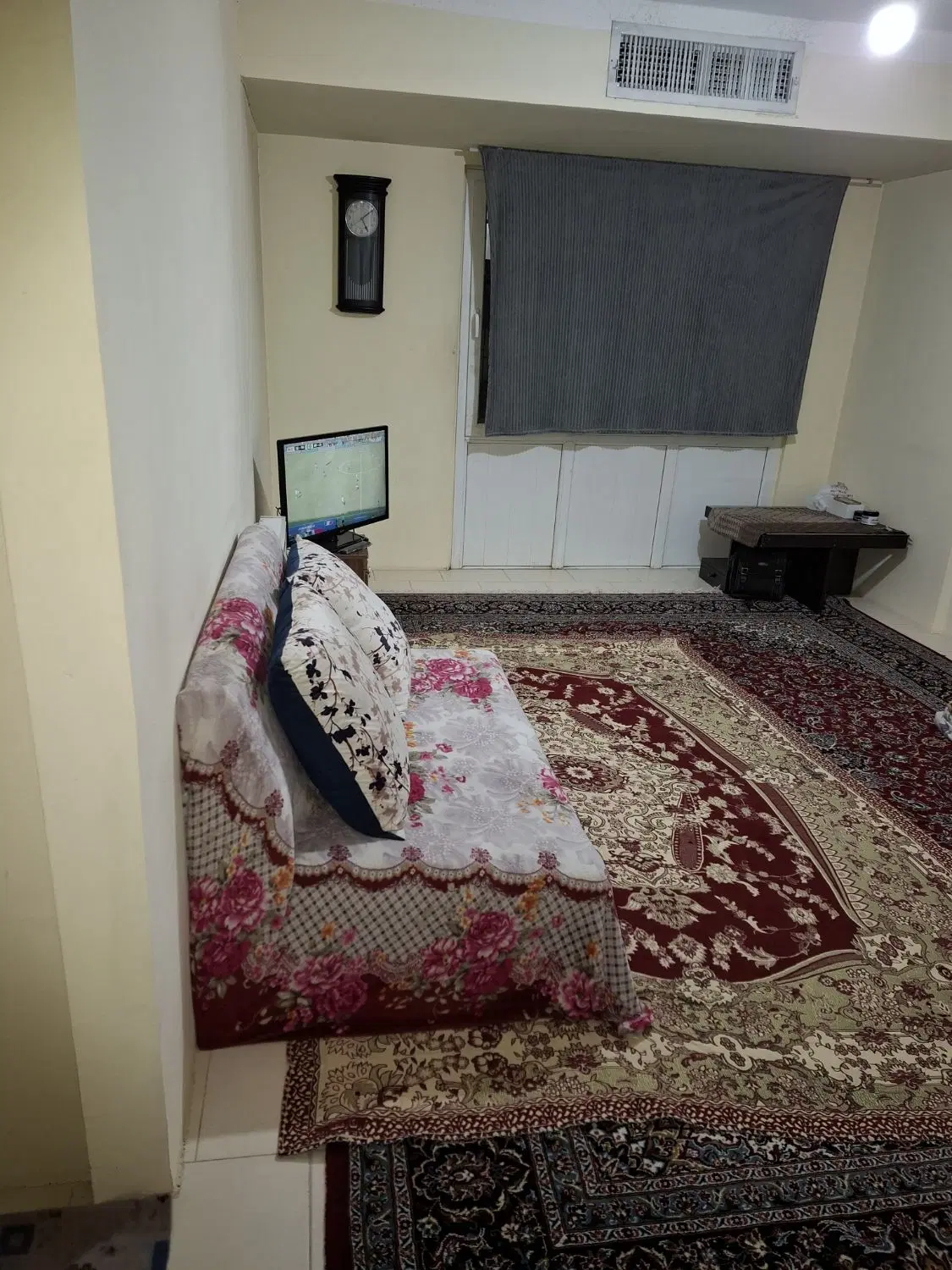 واحد اجاره ای موجود است ساعتی روزانه