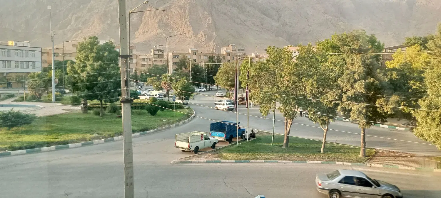 شهرک معلم میدان حافظ فروش واحد مسکونی تجاری