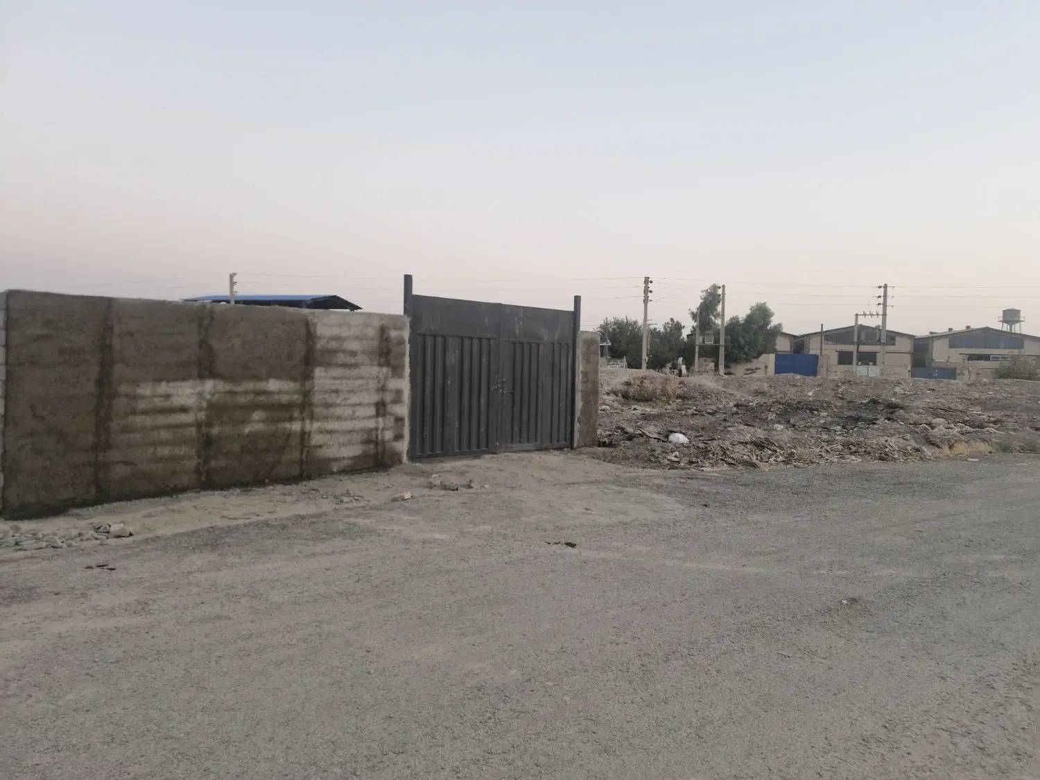 چهاردیواری صنعتی