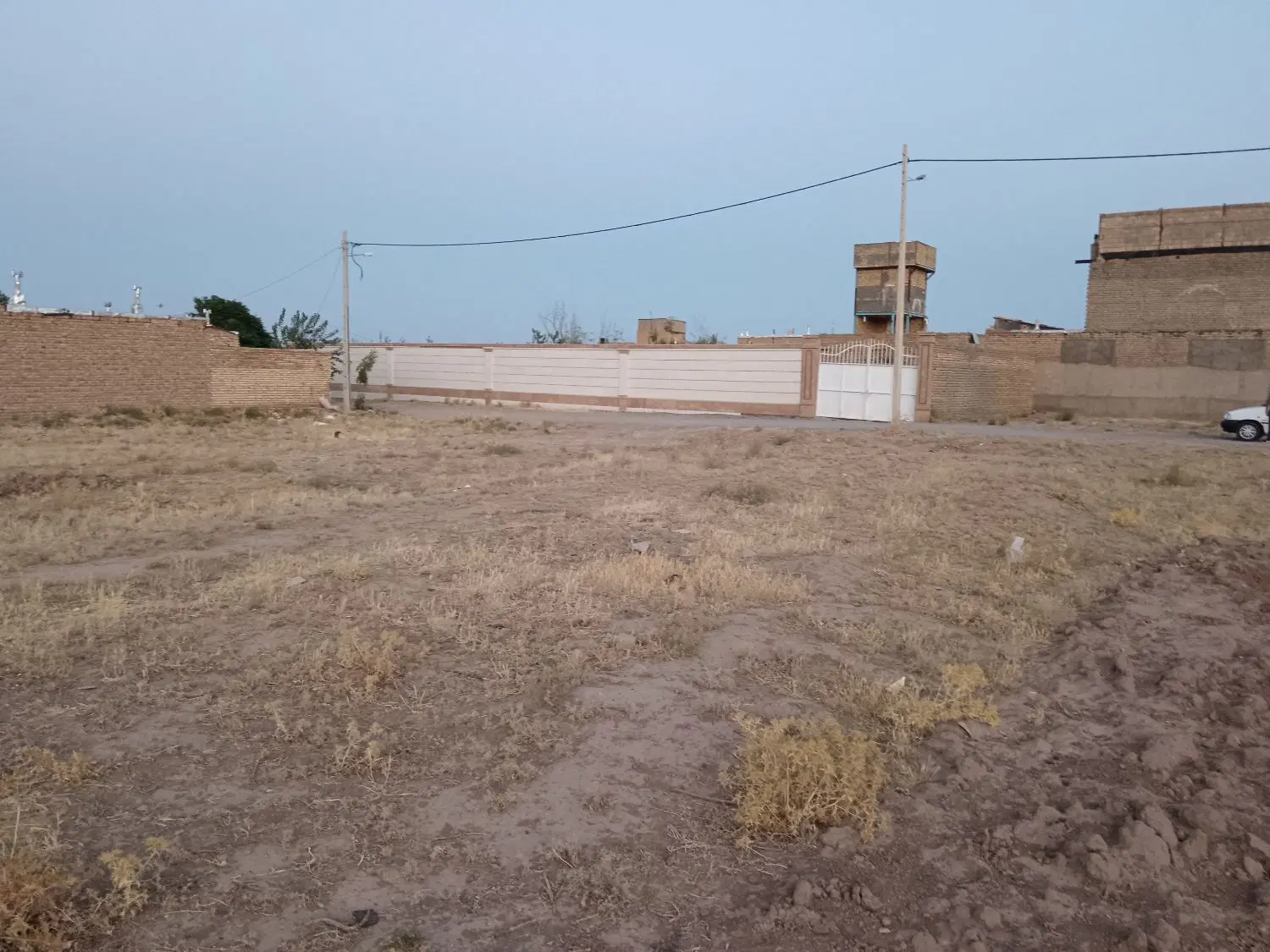 زمین فروشی دوغشک