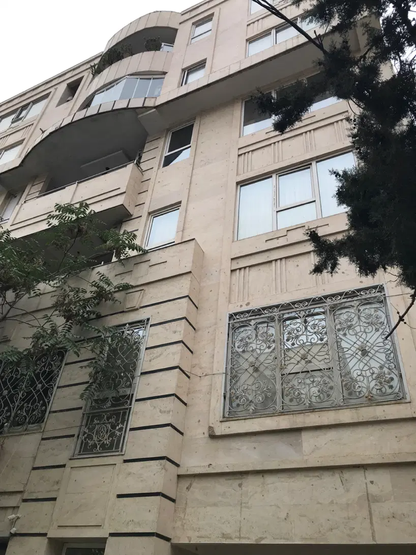 واحد آپارتمان ۱۲۱ متری با سند قابل توجه محمدشهریها