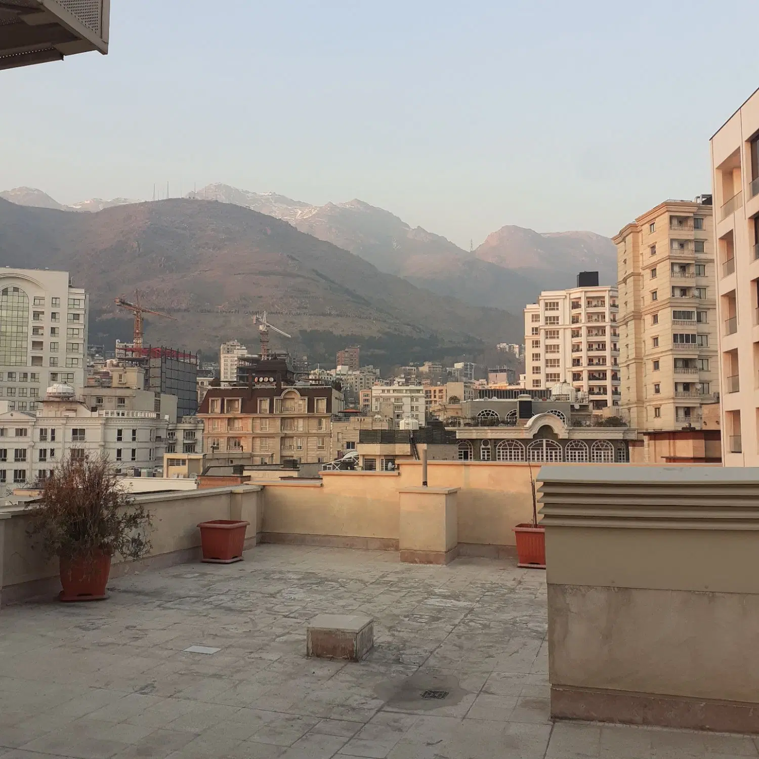 فروش کلنگی اختیاریه شمالی تسلیمی ۶۰۰متر ۳بر