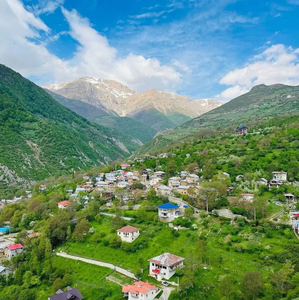۱۸۰ متر زمین بافت مسکونی ییلاق جنت رودبار