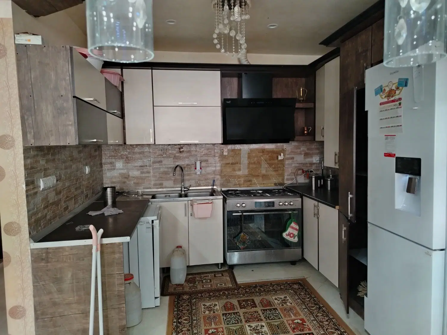 اپارتمان مدرس فول امکانات