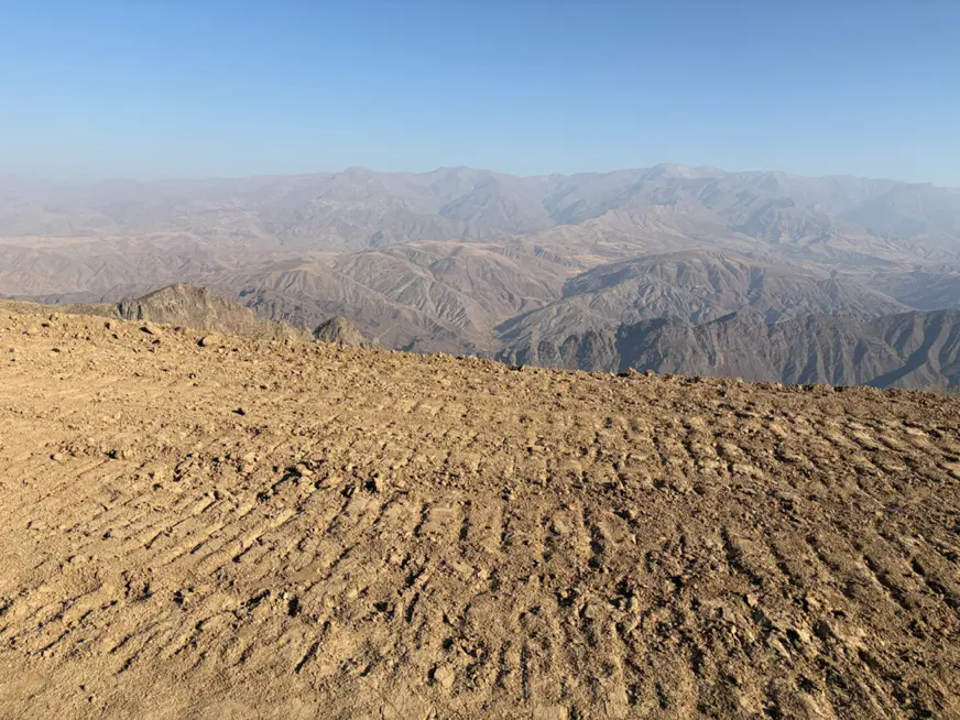 زمین ۶۰۰متری با کاربری ۳۰۰ متر مسکونی