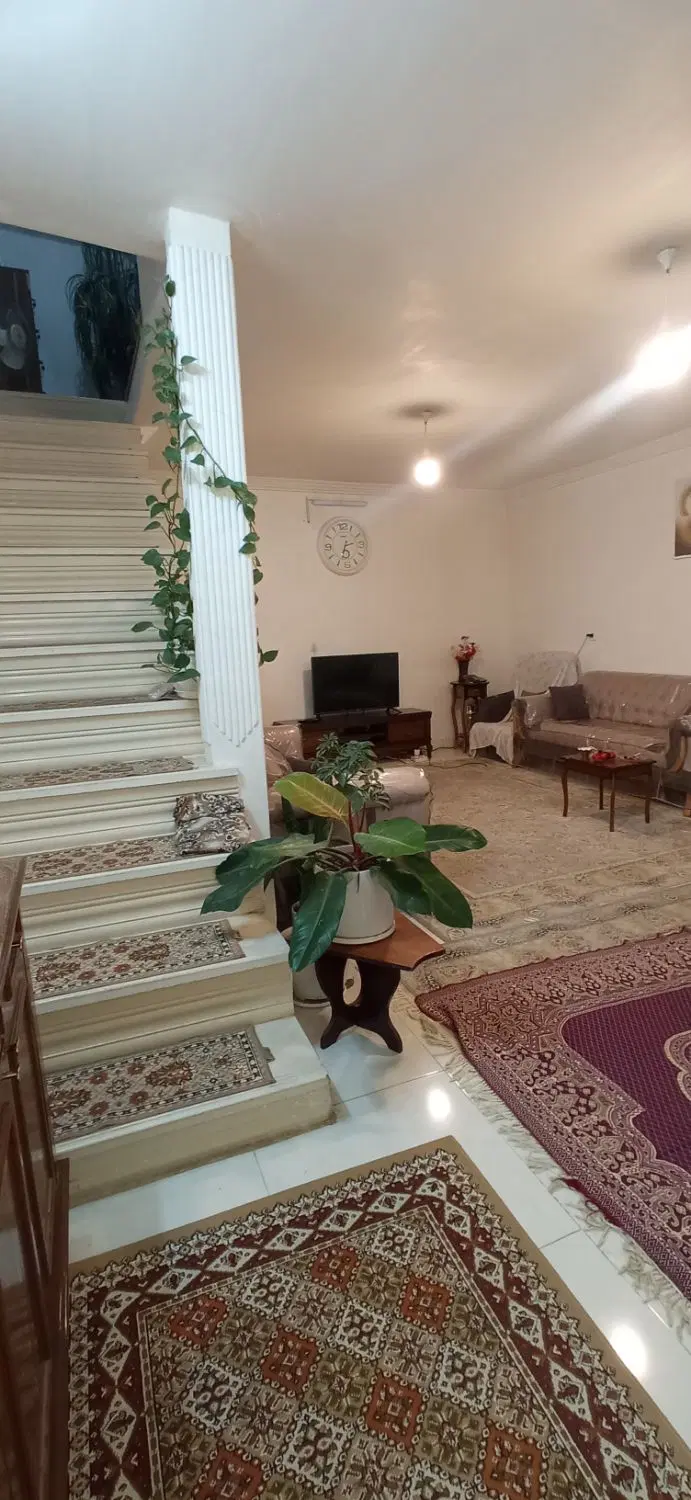 خانه ۸۰ متری ( دوبلکس و بزرگ )