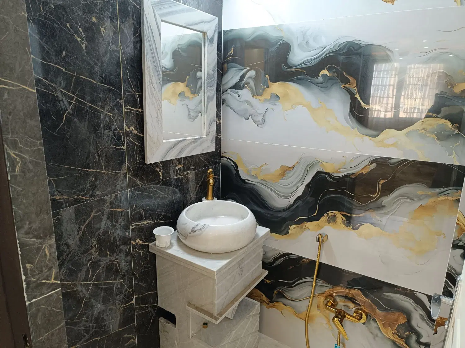 فروش آپارتمان سه خوابه لاکچری با موقعیت استثنایی