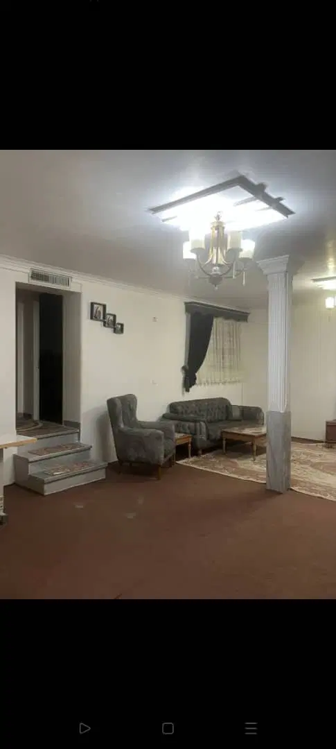 خونه ویلایی دوخواب حیاط دارراه مشترک طبقه اول