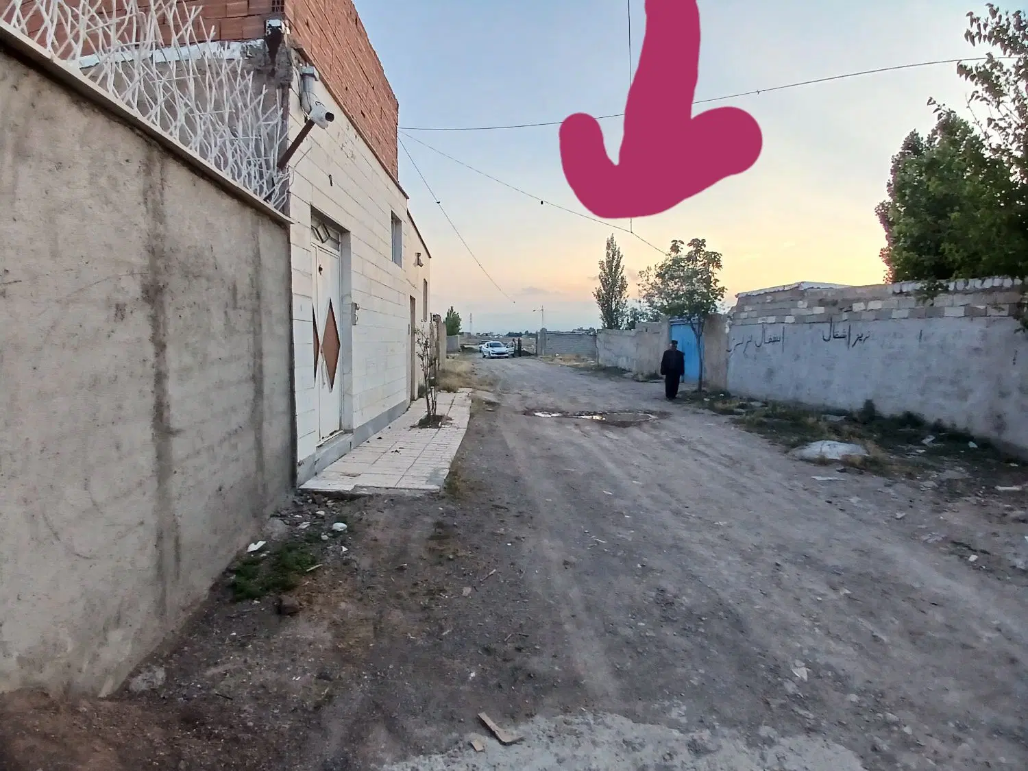 زمین در بهشت زهرا