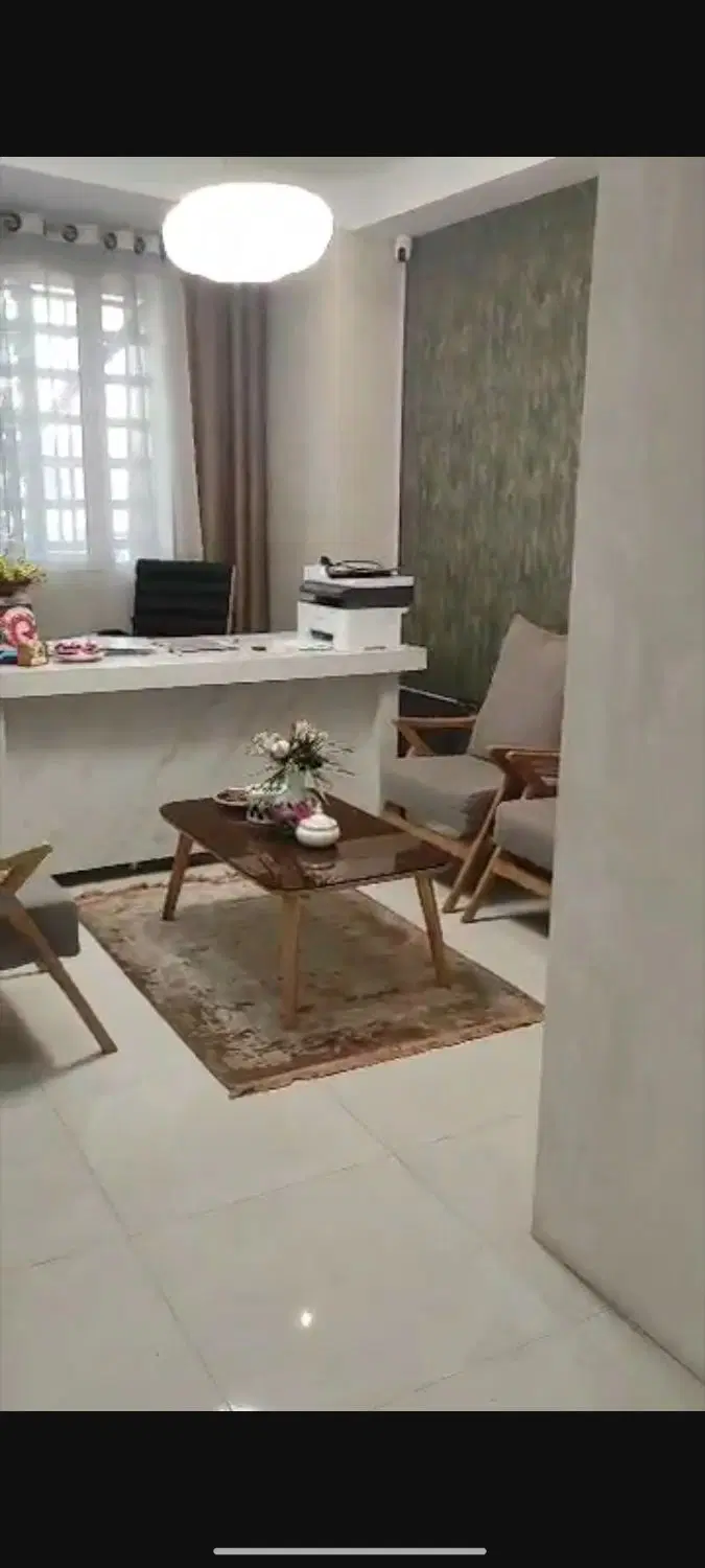 اجاره دو اتاق از دفتر وکالت به همکار