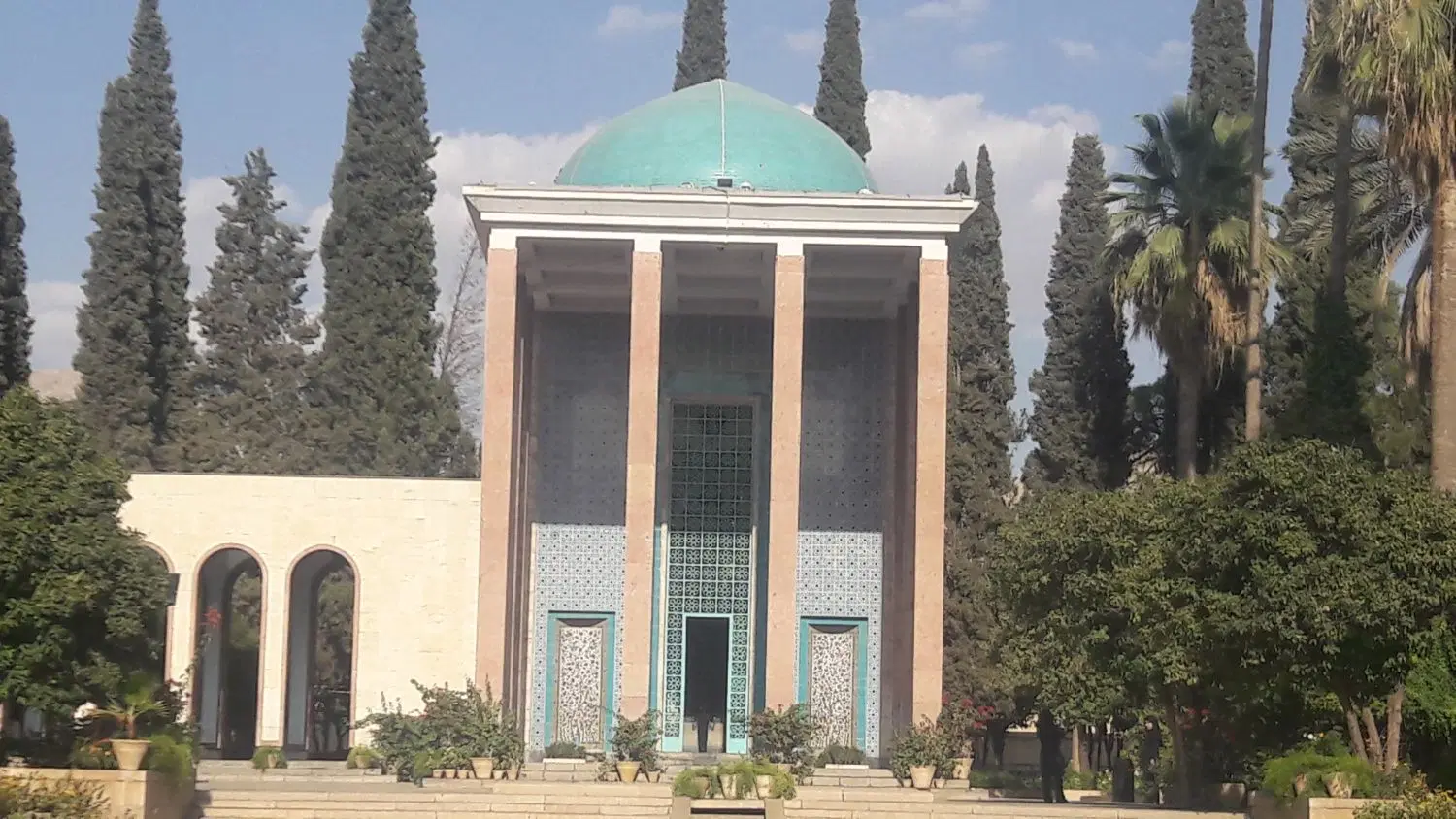 خانه ویلایی،نوساز، بزرگ ودلباز