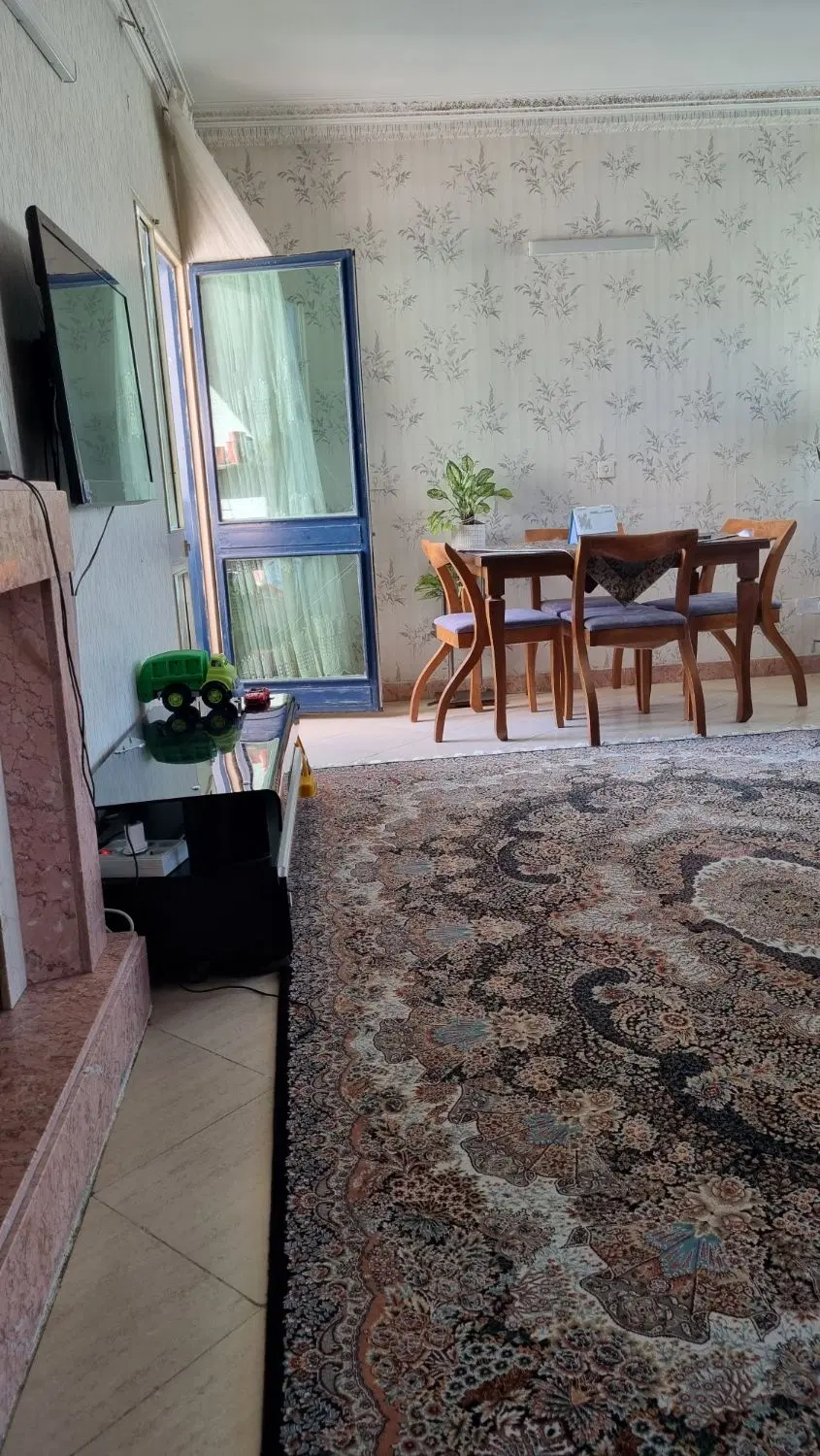 فاز ۲ شمال،سند تک برگ،۸۷ متری دو خواب،لوکیشن عالی