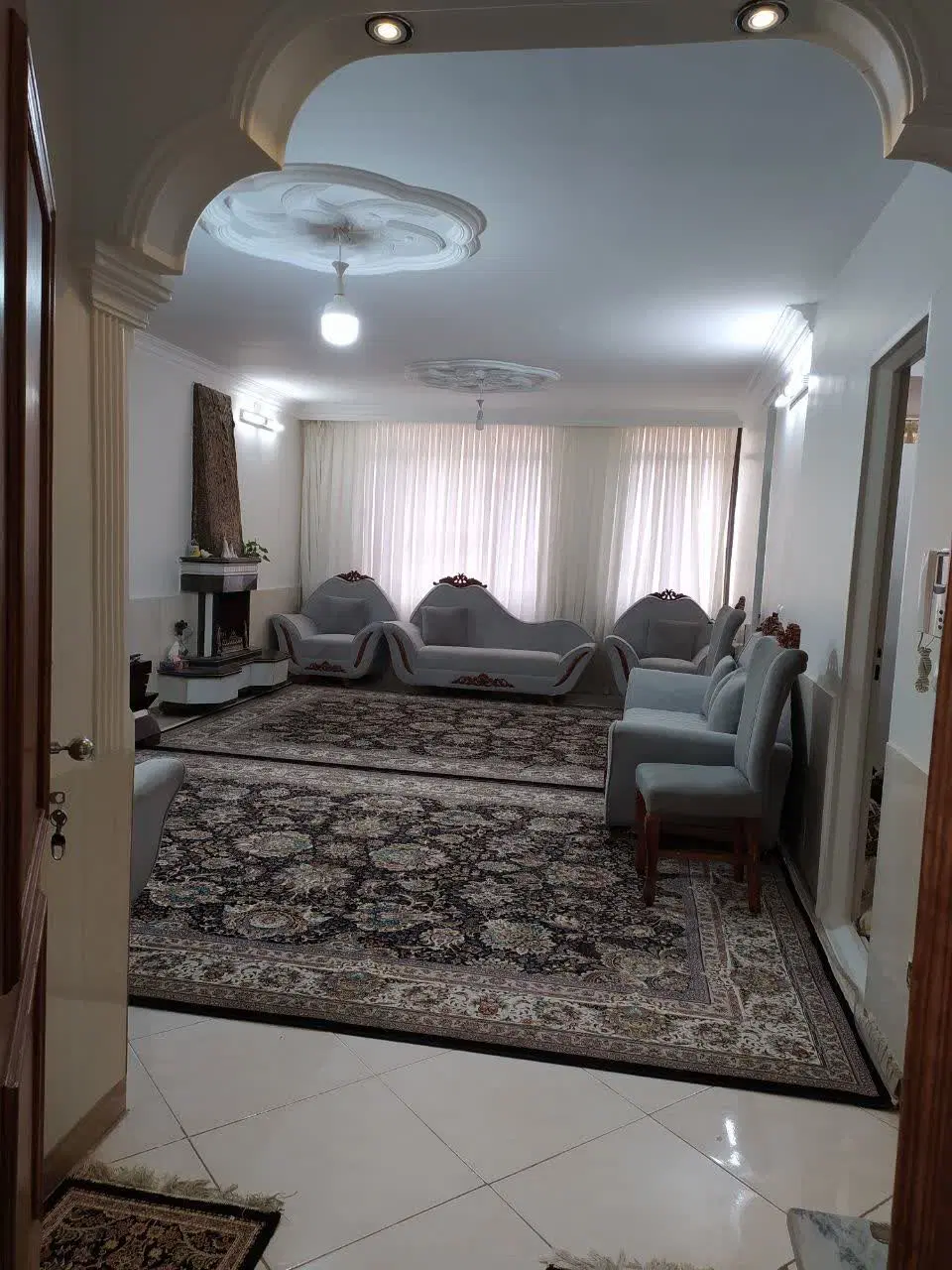 رهن و اجاره آپارتمان 125 متری_طبقه اول_ابتدااندیشه