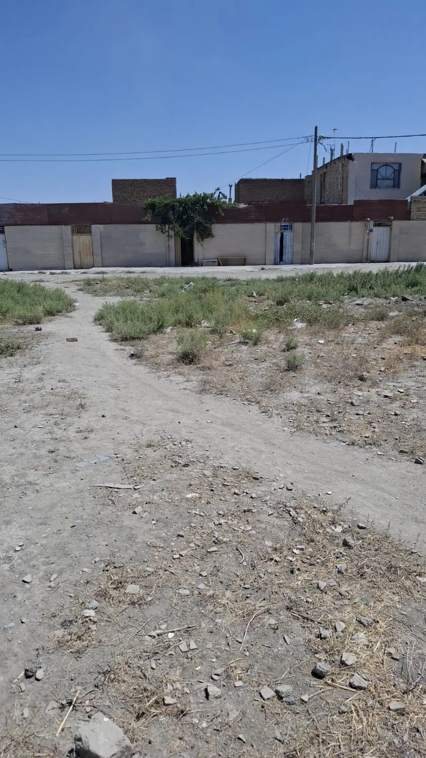 زمین ۵۱ متری