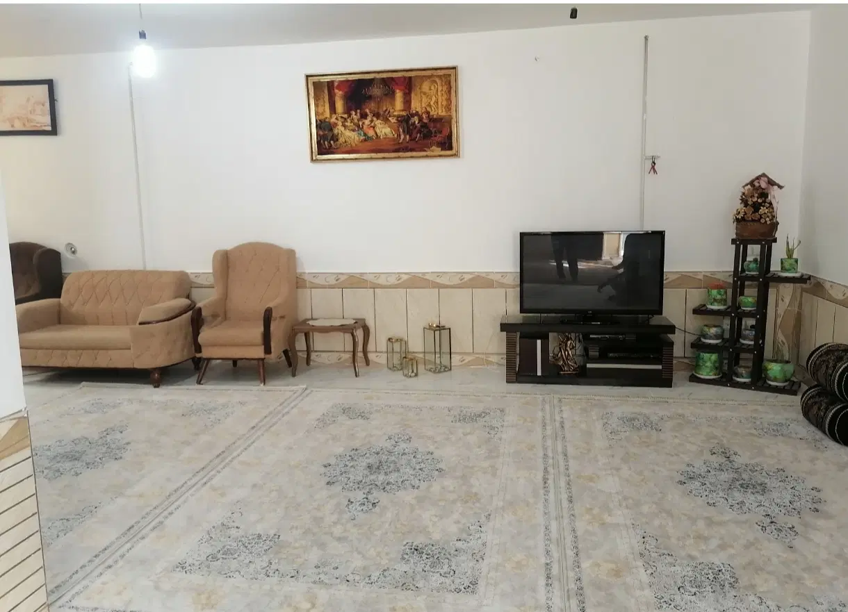 اجاره ویلایی مستقل 3خواب مرتب و دلباز دنج