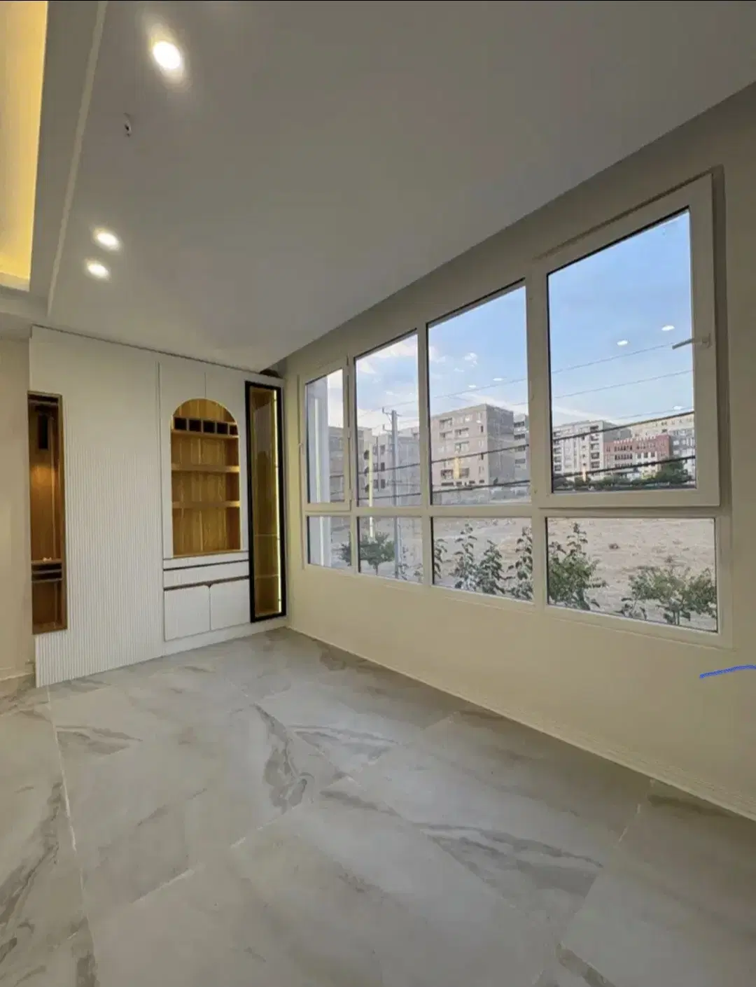 فروش ۱۵۰متر ۳خواب سوپر لوکس عیان نشین ، لاله ها