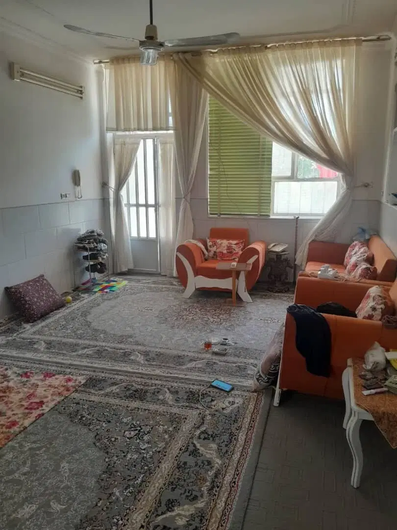 فروش منزل ویلایی بزرگ آزادشهر