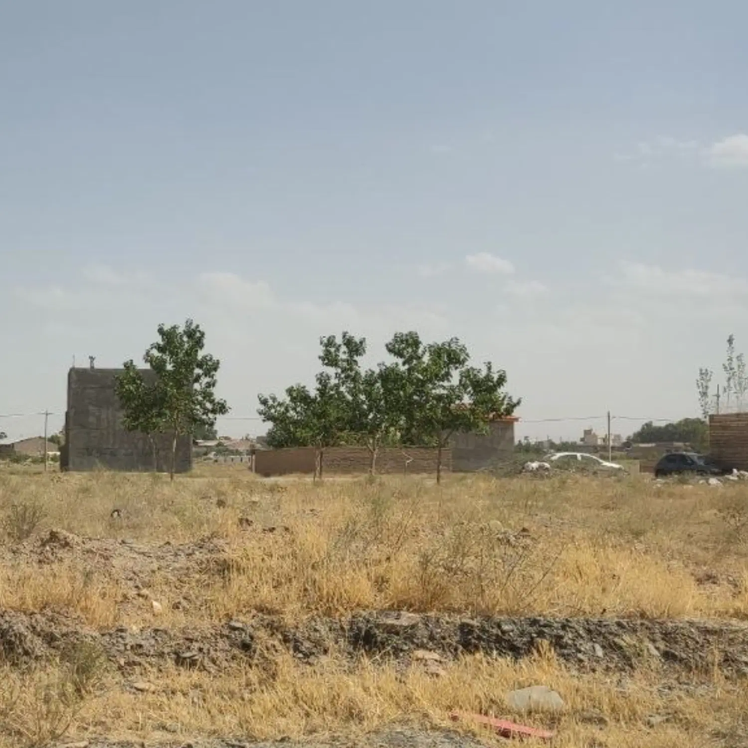 زمین ۳۰۰ متری اول جاده شاندیز