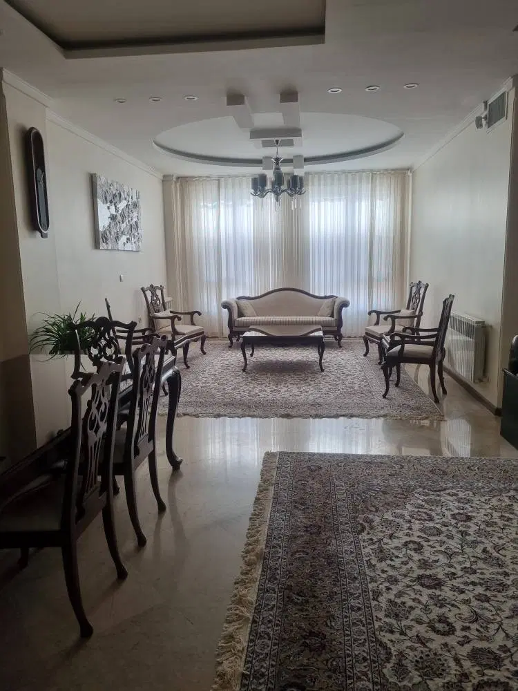 فروش آپارتمان ۱۳۰متری فوری