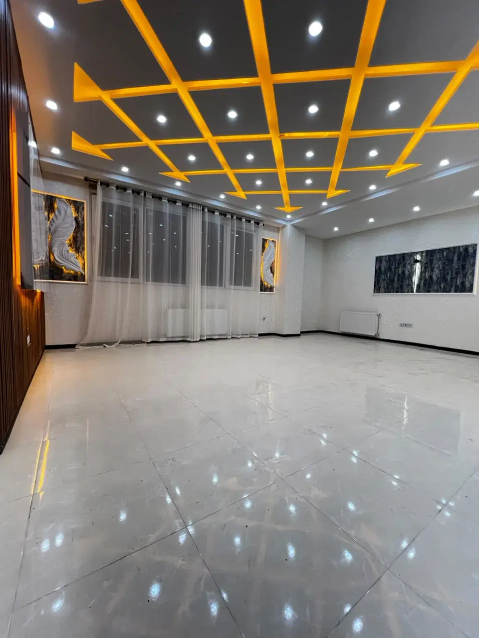 دو خوابه ۱۱۰ متری ویودار با حیاط ۱۰ متری