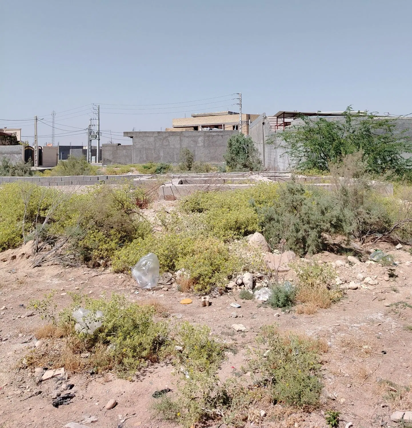 زمین روستای گشویی